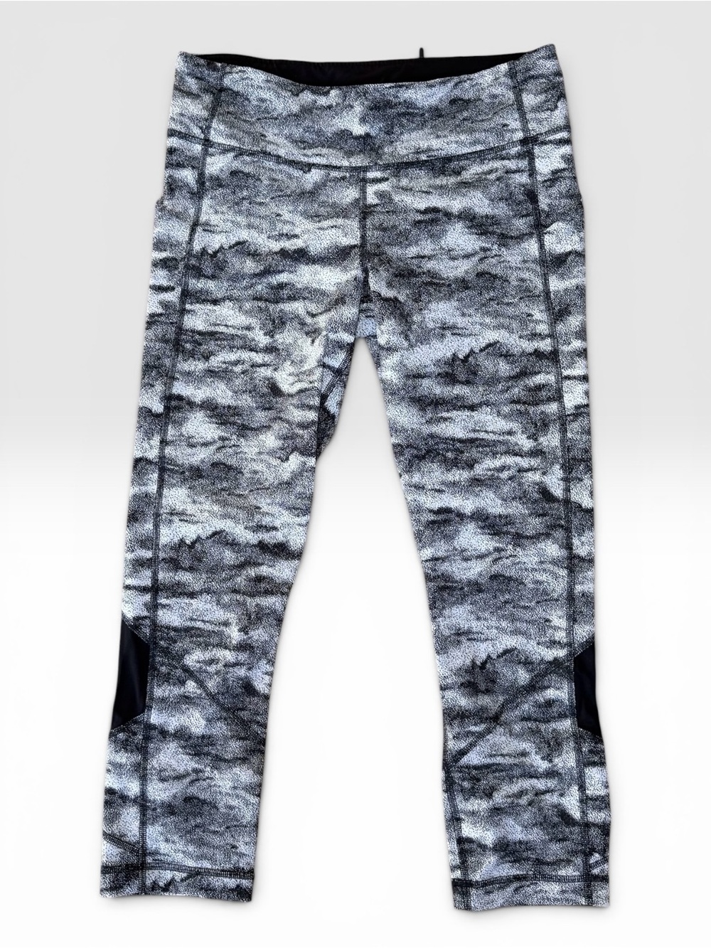 Lululemon Crop Leggings Gray Black Space Dye Athletic Pants Size 8 - Picture 2 of 5